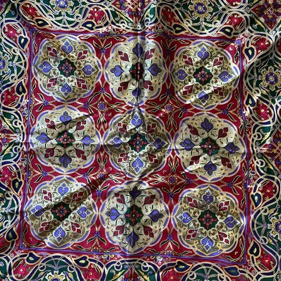 Vintage Oscar de la Renta Scarf - Picture 2 of 5